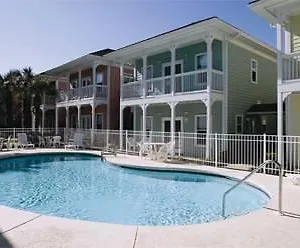 https://beach-street-cottages.panamacity-beachhotels.com
